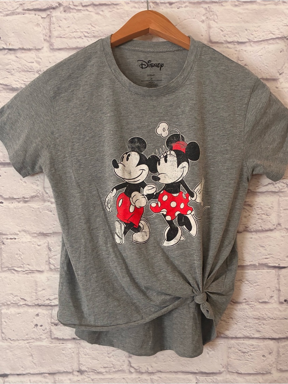 Disney Women’s Mickey & Minnie Graphic Tee - Medium